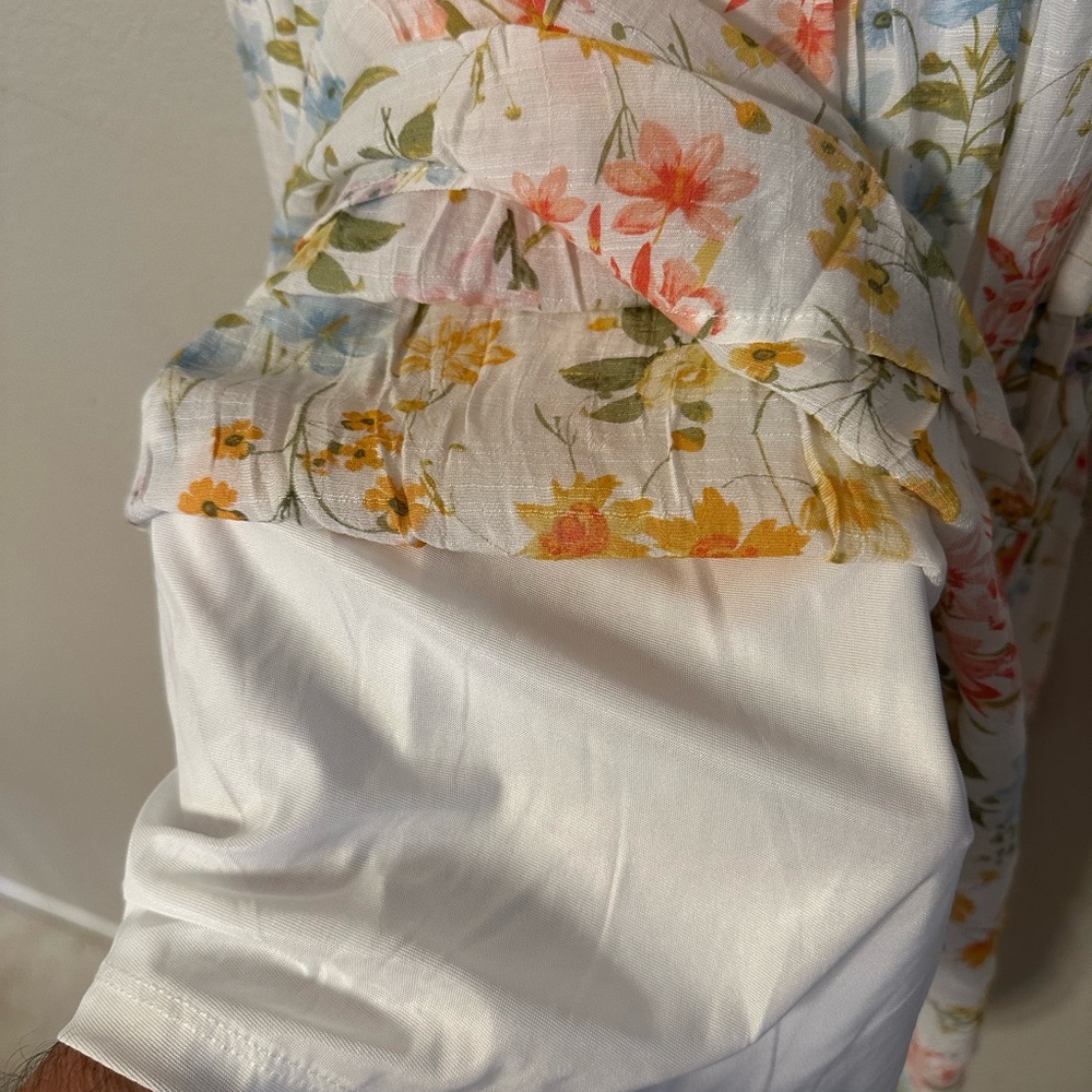 🆕 Boho Chic Smocked Tiered Floral Sun Dress by By the River, Size S $5shipped - Picture 6 of 7